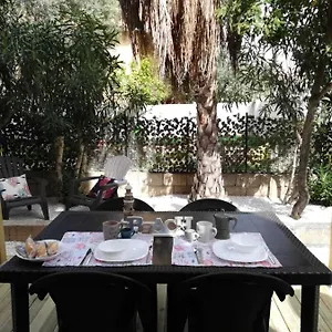 Casa vacanze Corallo1 . With Private Garden, Olbia